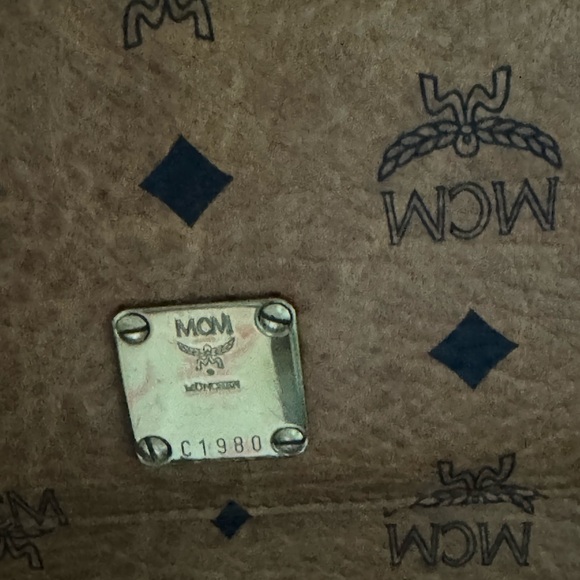 MCM RARE VINTAGE MCM MINI TOTE AND CROSSBODY BAG. PRISTINE CONDITION. - Picture 11 of 15